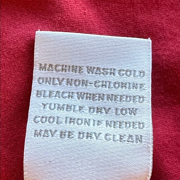 Soft Surroundings red round neckline 3/4-sleeve top, size 2X - Picture 7 of 7